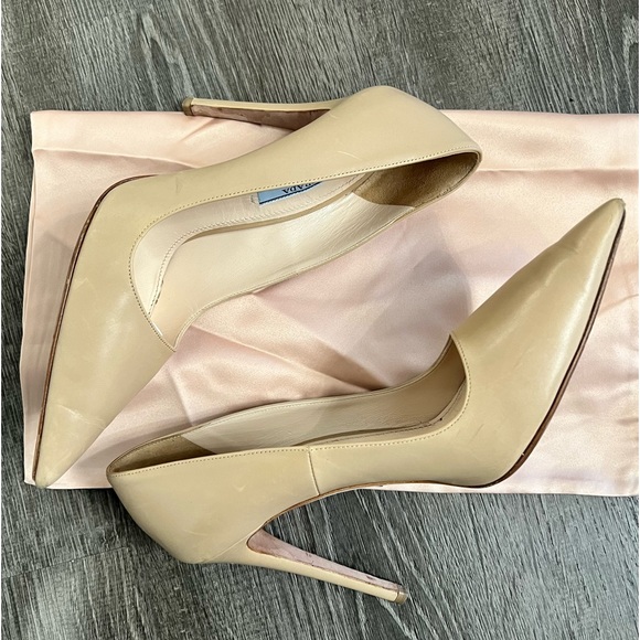 Sam Edelman Rinda Scarpe Décolleté Donna - Tacco 4,6 Cm, Sandalo Estate Sabbia, Taglia 37 EU, Con Dettaglio Fiocco, Senza Lacci
